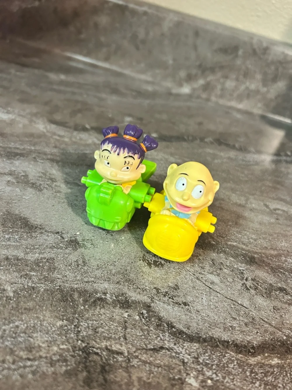 Mini Ride-On Rugrats Figurine Playset - Picture 2 of 3